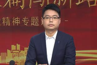 记者：右脚受伤疼痛，拉比奥特尝试恢复合练但没能做到