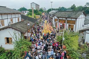 布伦森本赛季出战40场4次砍下40+ 上赛季出场68次也是4场40+